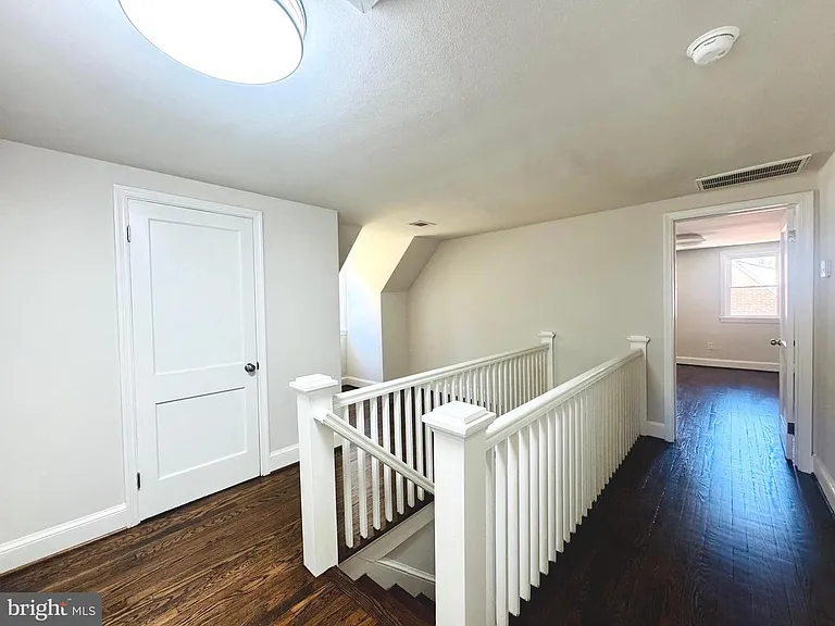 311 Villa Ave — Photo 21