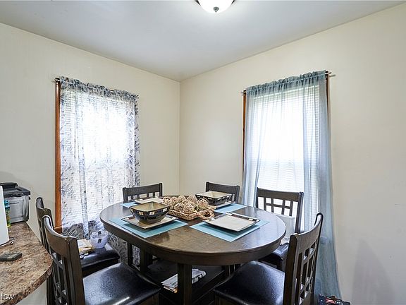 5th image of 644 Elbur Ave