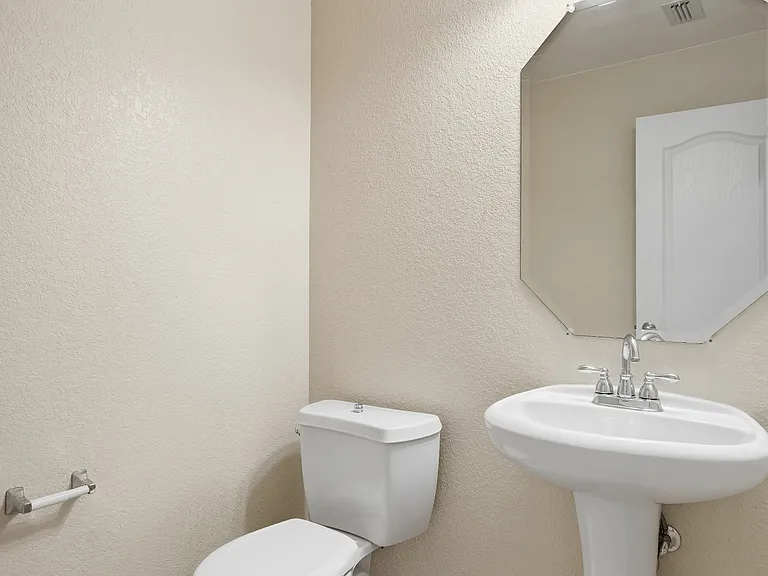 3011 Clear Springs Dr — Photo 31