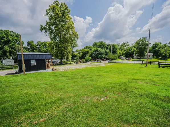1019 Black Creek Rd, Clay City, KY 40312