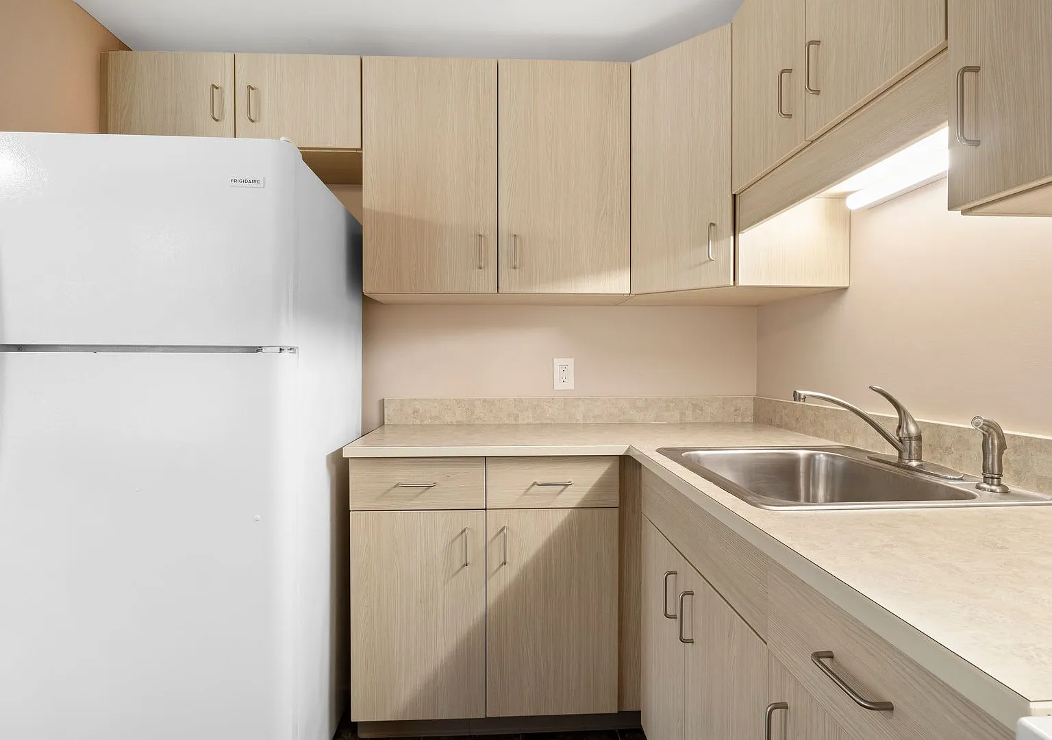 Stonewood Apartments — Photo 2