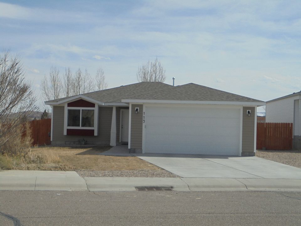 1st image of 113 Magnolia Cir
