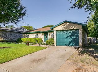 736 Reveille Rd, Fort Worth, TX 76108