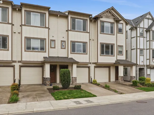 14200 SW Gold Coast Ter, Tigard, OR 97224