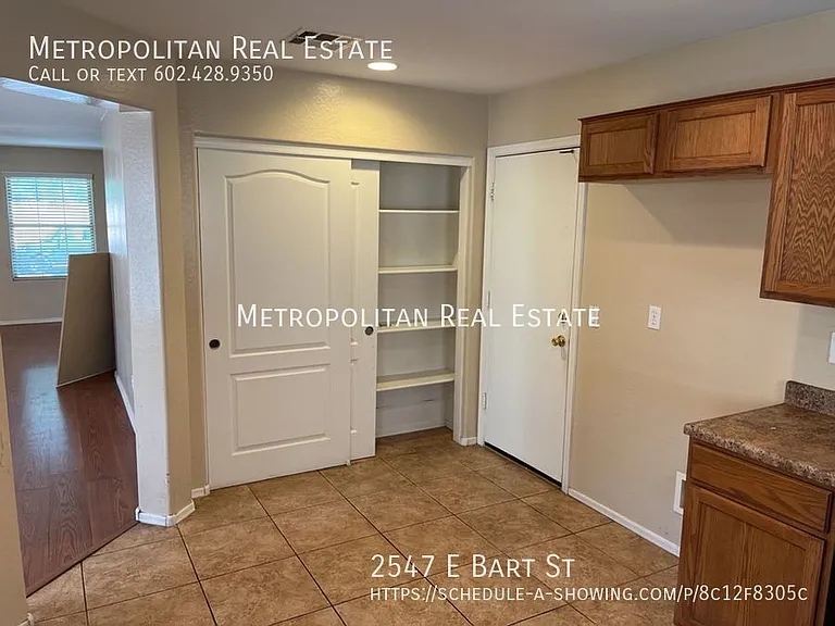 2547 E Bart St — Photo 6
