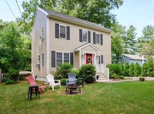 7 6th Ave, Halifax, MA 02338