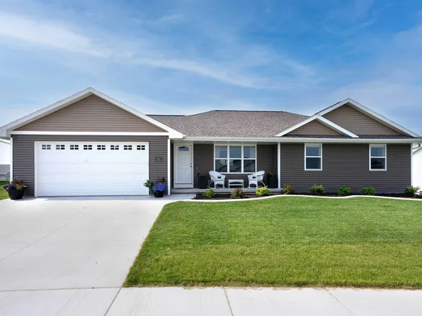 2201 White Wolf Ln, Kaukauna, WI 54130