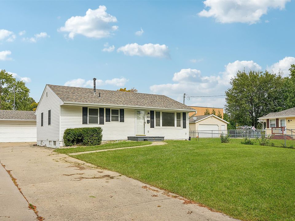 1st image of 2105 Prospect Ave