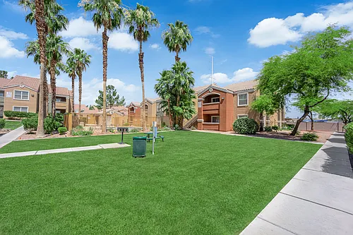 8101 W Flamingo Rd Photo 1