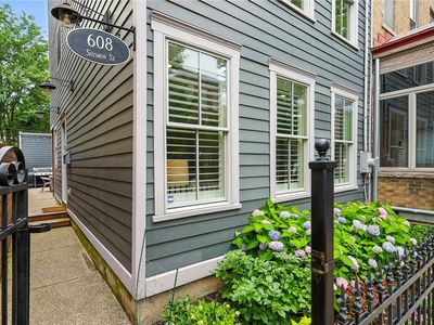 608 Suismon St E, Allegheny, PA, 15212