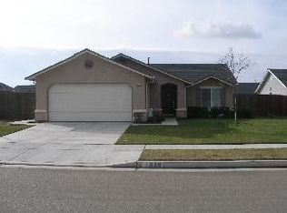 1639 Bennett Way, Sanger, CA 93657