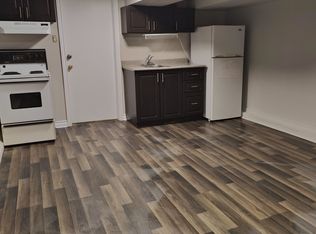 172 Waverley Rd, Toronto, ON M4L3T3