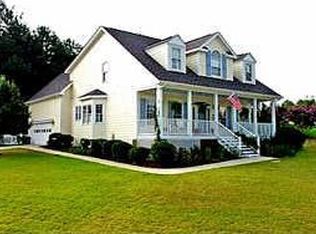 200 Maple Creek Ct, Apex, NC 27502