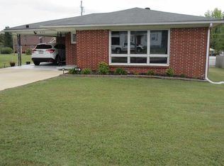 625 S Main St, Waynesboro, TN 38485