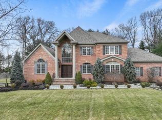 10 Ashley Pl, Towaco, NJ 07082
