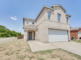 1183 Tomahawk Dr, Dallas, TX 75253