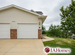 2950 Samuel Ct SW UNIT D, Cedar Rapids, IA 52404