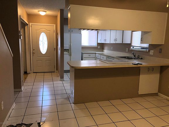 3rd image of 2141 Dunes Way Dr W