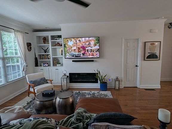 5th image of 323 Vannoy Park Lane Dr SE