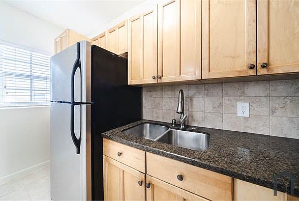 1st image of 3615 Thomas Ave APT 15
