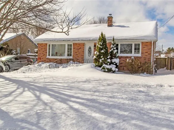 357 Regal Dr, London, ON N5Y 1J5