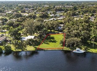 4859 E Riverside Dr, Fort Myers, FL 33905