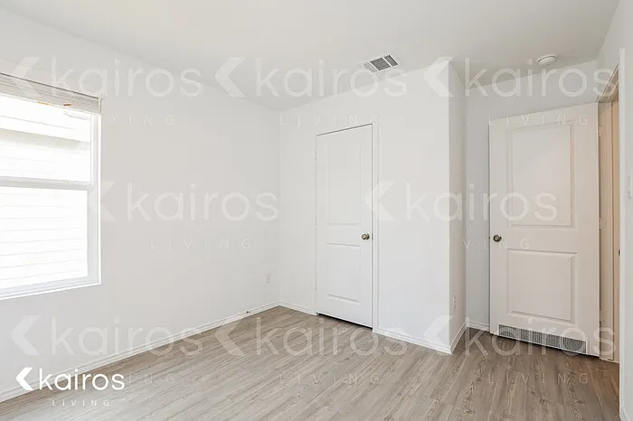 13827 Weir Pl — Photo 11