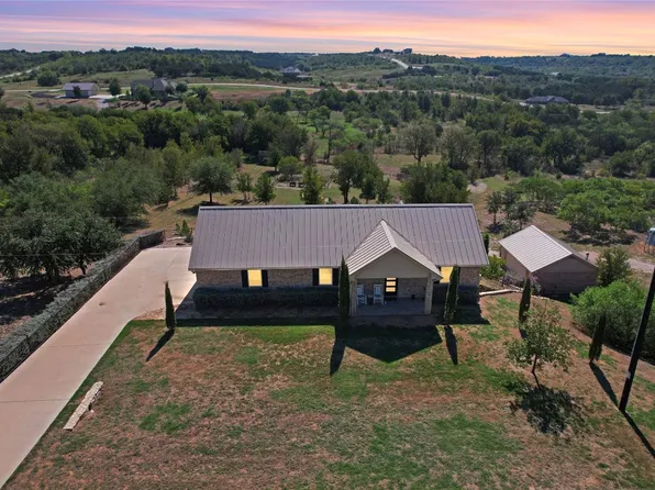 1656 Sawtooth Mountain Rd, Graford, TX 76449