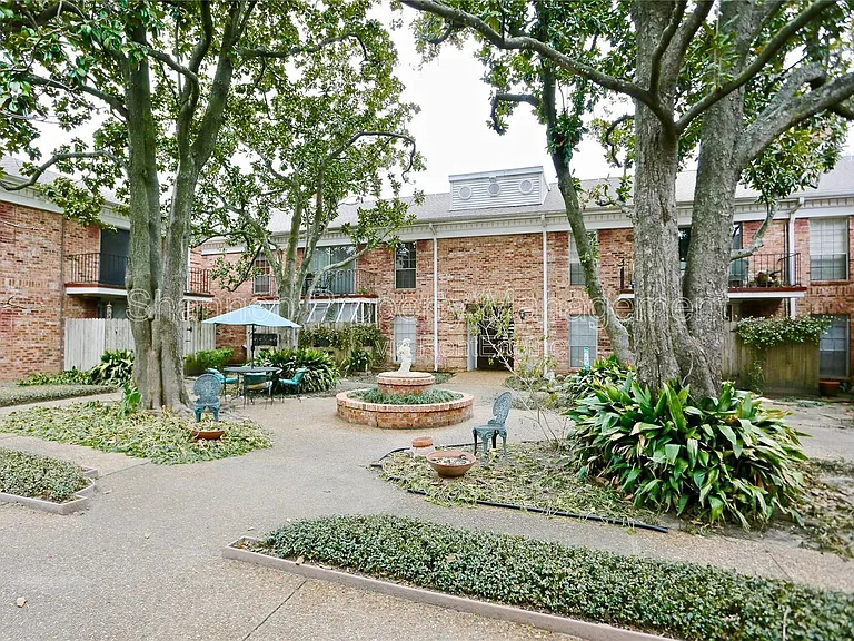2824 Briarhurst Dr #16 — Photo 19