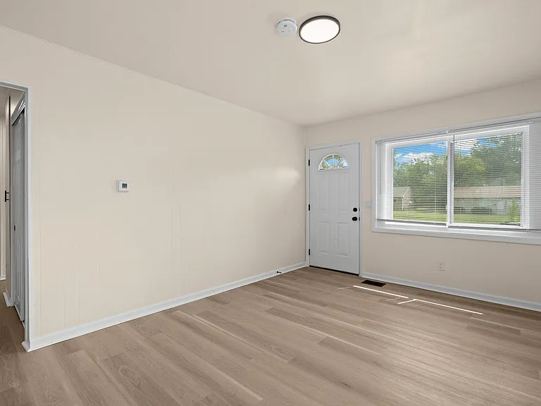3845 Brumbaugh Blvd — Photo 13