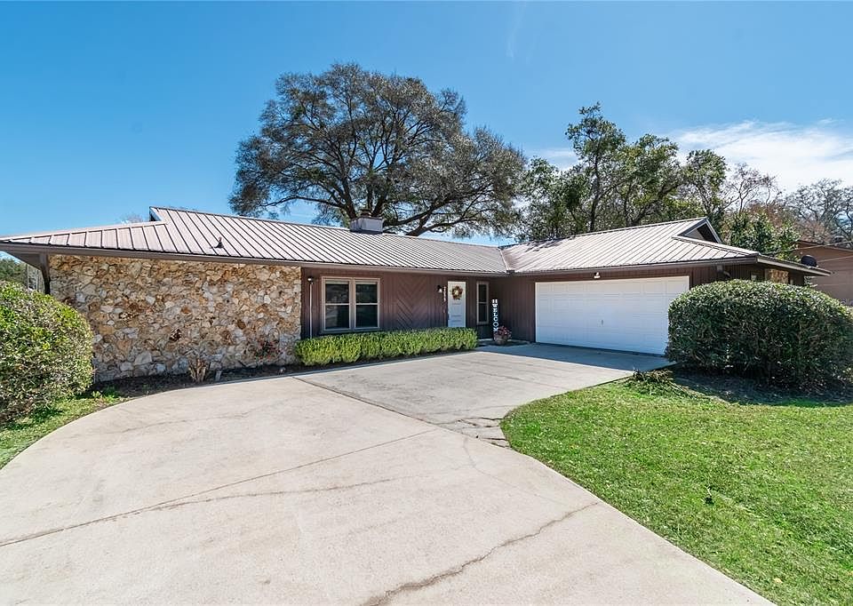 1st image of 2055 SE 50th Ter