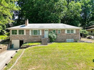 1920 Hillsdale Rd, Lynchburg, VA 24501