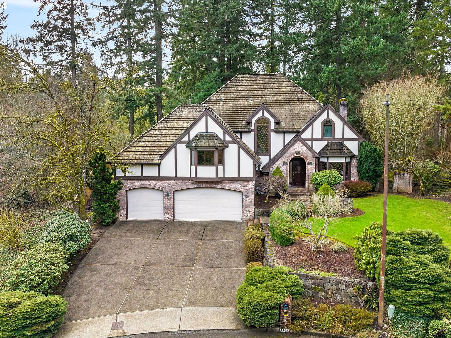 11023 SW 29th Ct, Portland, OR 97219 | Zillow