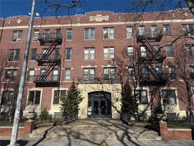179 Ocean Pkwy APT 3C, Brooklyn, NY, 11218