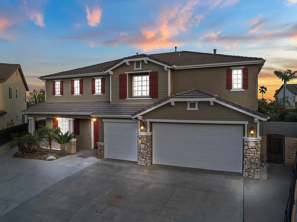 32856 Whitehaven Ct
