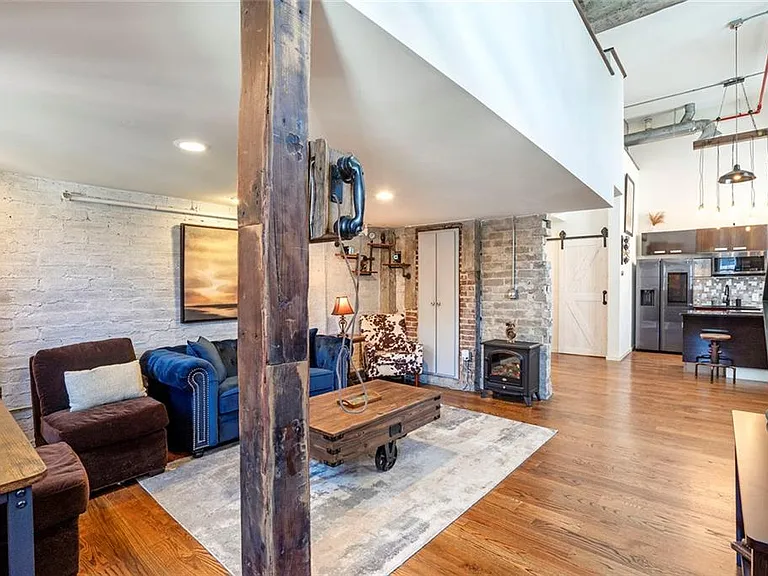 650 Glen Iris Dr NE #30 — Photo 7