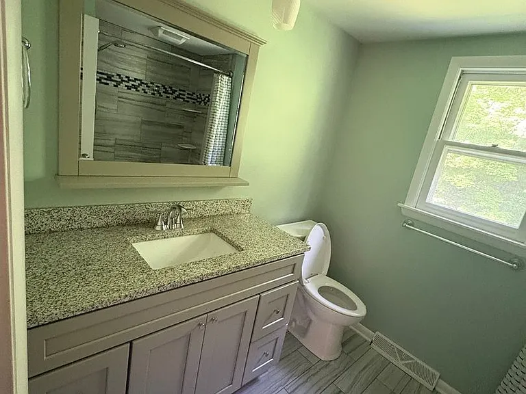 5250 Longridge Rd — Photo 15