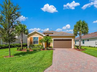 3637 Passion Vine Dr, Alva, FL 33920