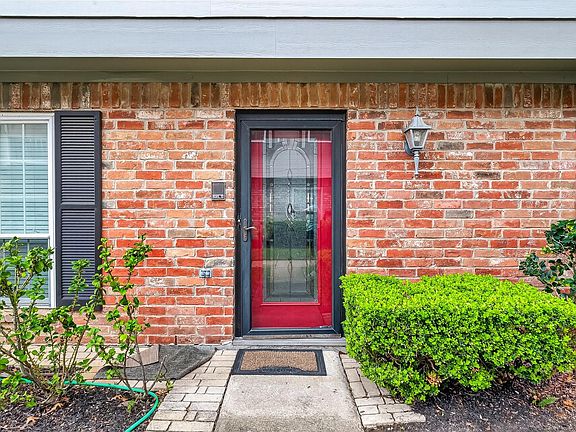 5th image of 14690 Perthshire Rd APT C