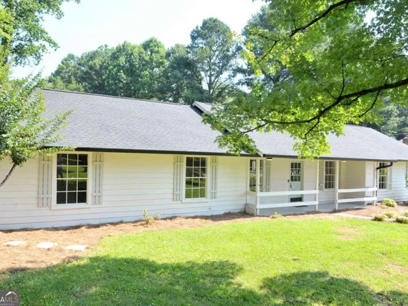 5974 Four Winds Dr SW, Lilburn, GA 30047