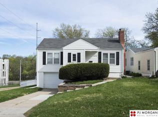 6478 Pierce St, Omaha, NE 68106