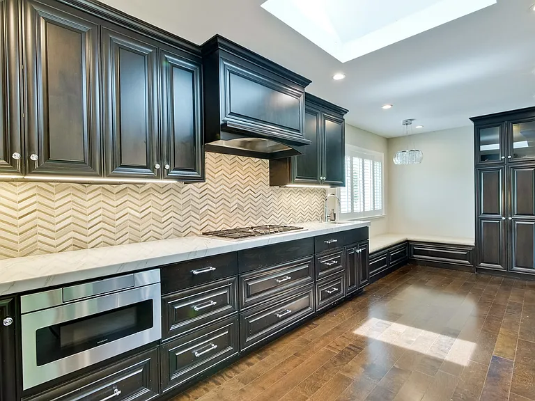 491 Guadalupe Dr — Photo 2