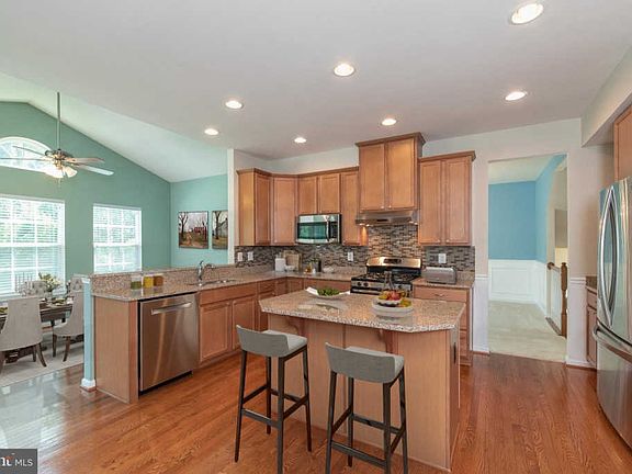4th image of this home