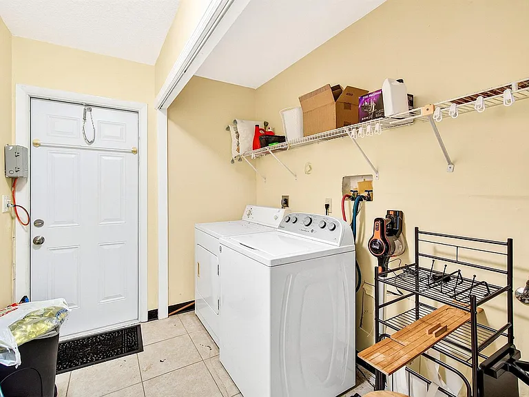 7883 Blackwood Ln — Photo 23
