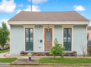 1302 Cambronne St, New Orleans, LA 70118