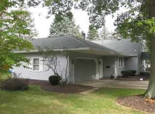 307 Myron St, Hubbard, OH 44425