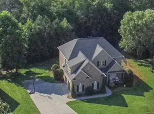 894 Mallard Landing Blvd, Clemmons, NC 27012