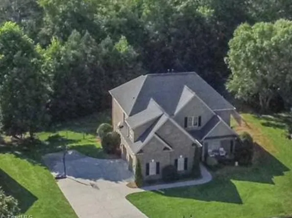 894 Mallard Landing Blvd, Clemmons, NC 27012