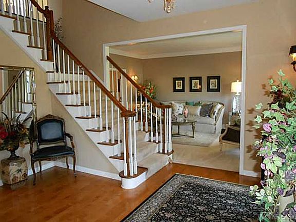 2nd image of 8587 Greenway Ct
