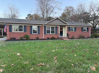 1924 Lincolnton Hwy, Cherryville, NC 28021